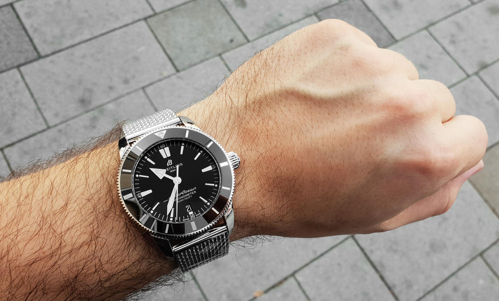 The stainless steel copy watches are water resistant.